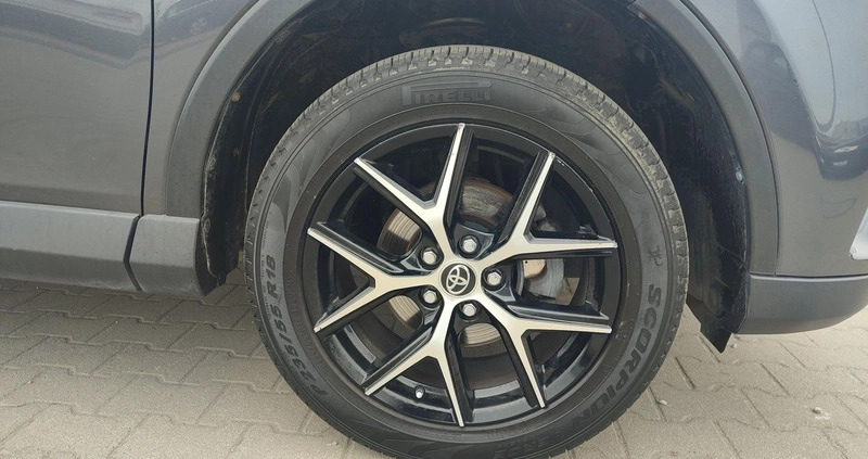 Toyota RAV4 cena 89900 przebieg: 151420, rok produkcji 2016 z Jelenia Góra małe 277